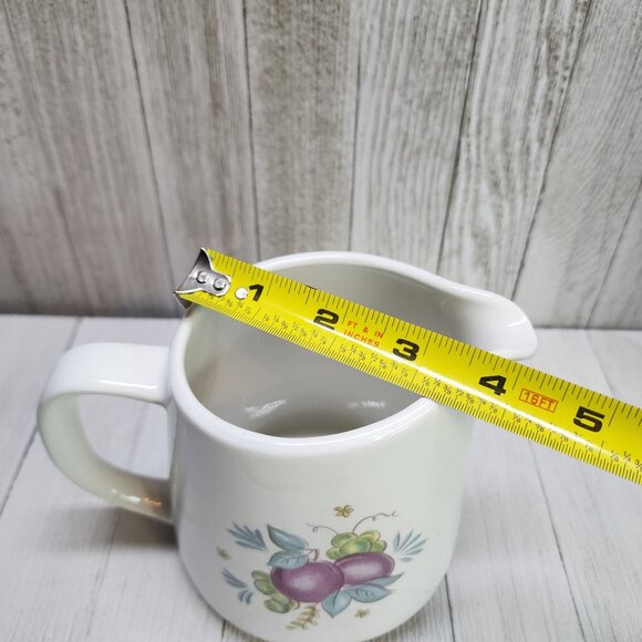 Vintage MCM Arabia Finland Pitcher Ceramic White Grapes Design  5'' Tall - Picture 8 of 8